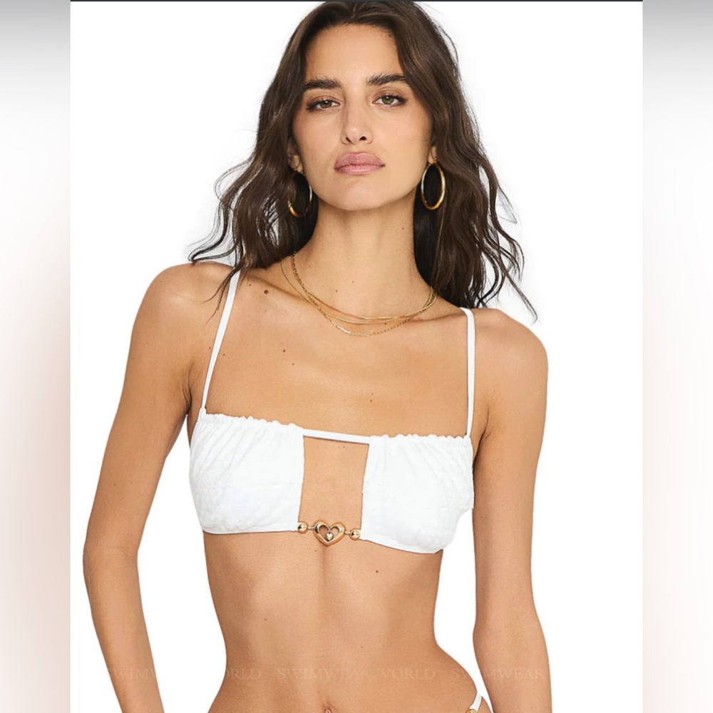 BEACH BUNNY NWT BIKINI TOP MEDIUM HEART LACE BATHING SUIT